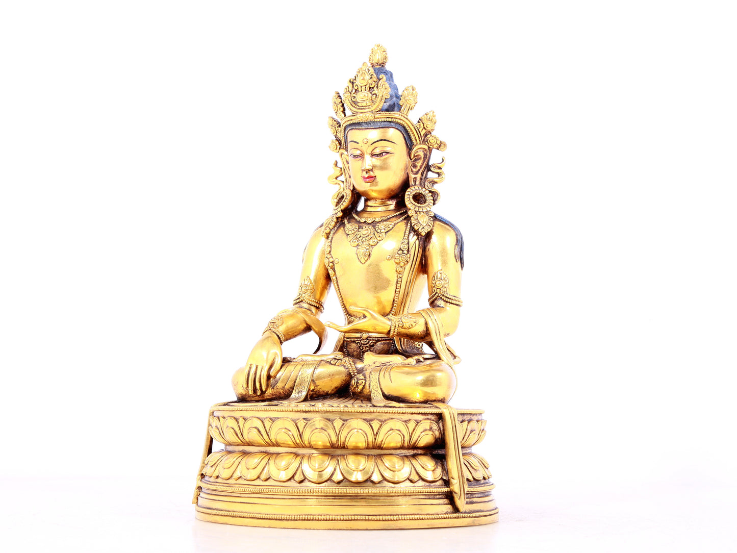 A solemn gilt bronze statue of Bodhisattva