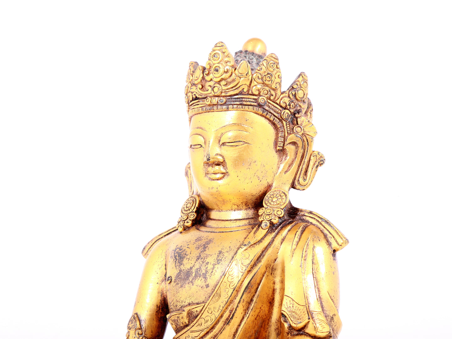 A solemn gilt bronze statue of Bodhisattva