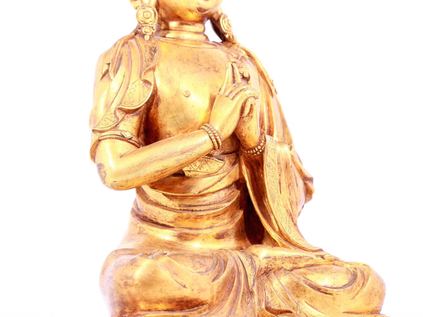 A solemn gilt bronze statue of Bodhisattva