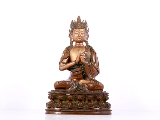 A solemn gilt bronze statue of Bodhisattva