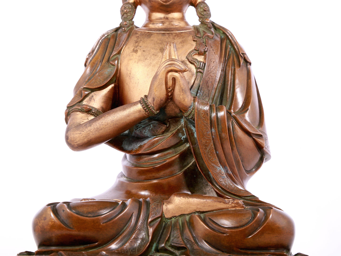 A solemn gilt bronze statue of Bodhisattva