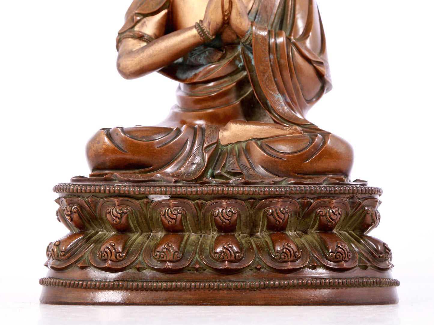 A solemn gilt bronze statue of Bodhisattva