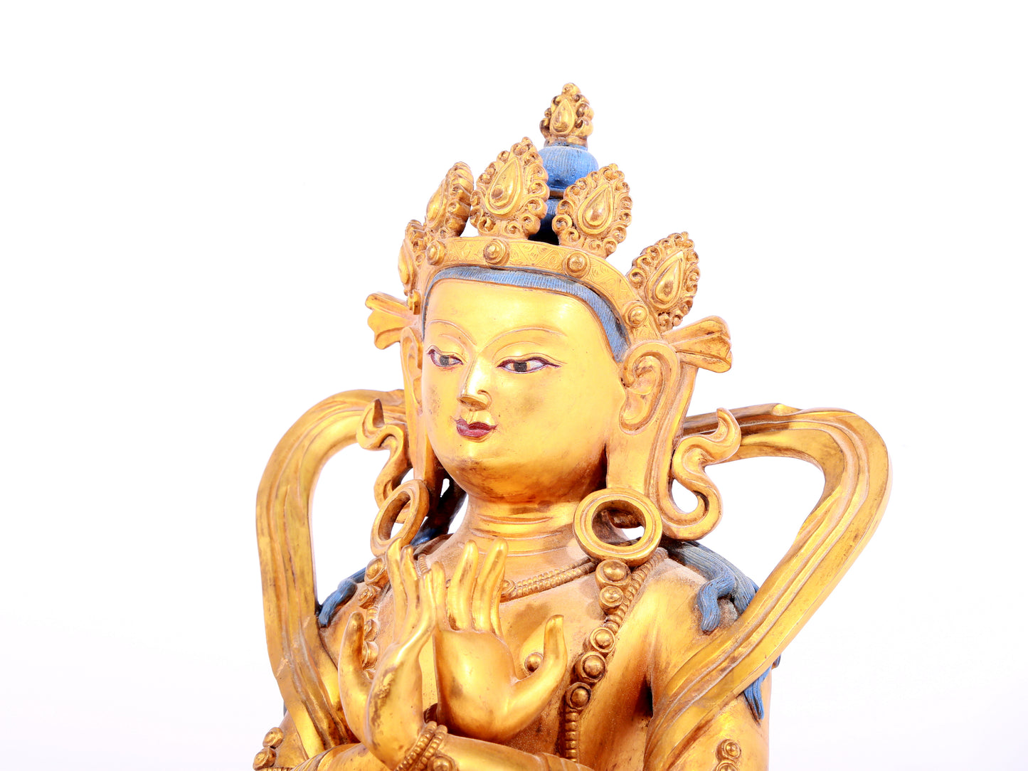 A solemn gilt bronze statue of Bodhisattva