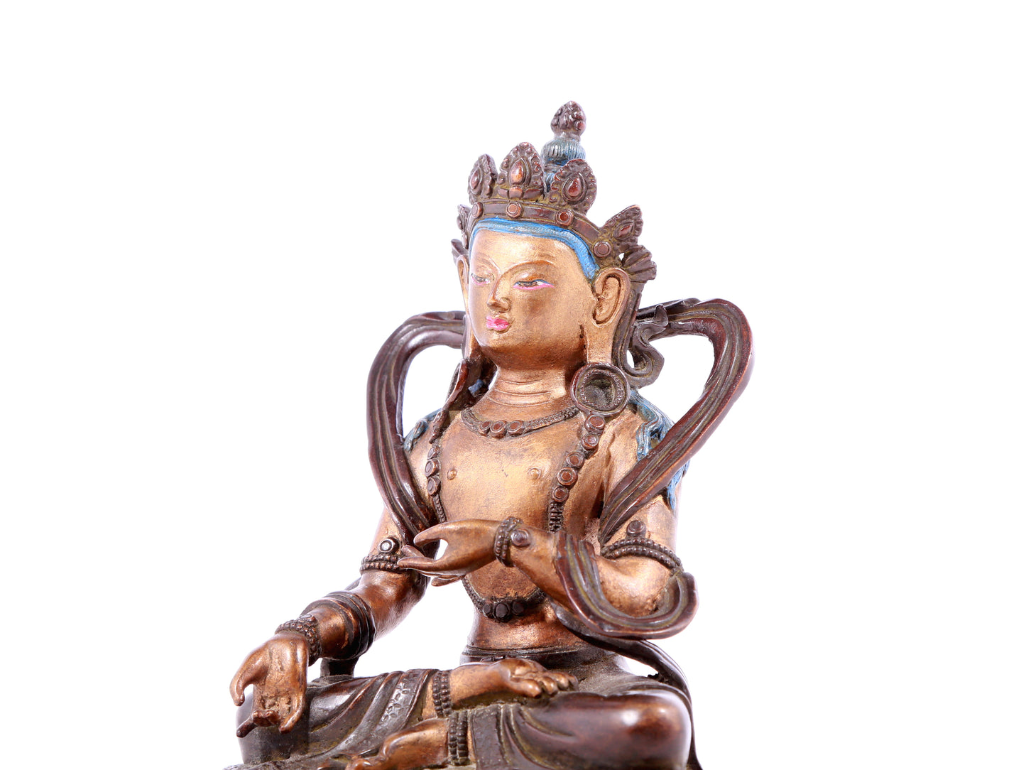 A solemn gilt bronze statue of Bodhisattva