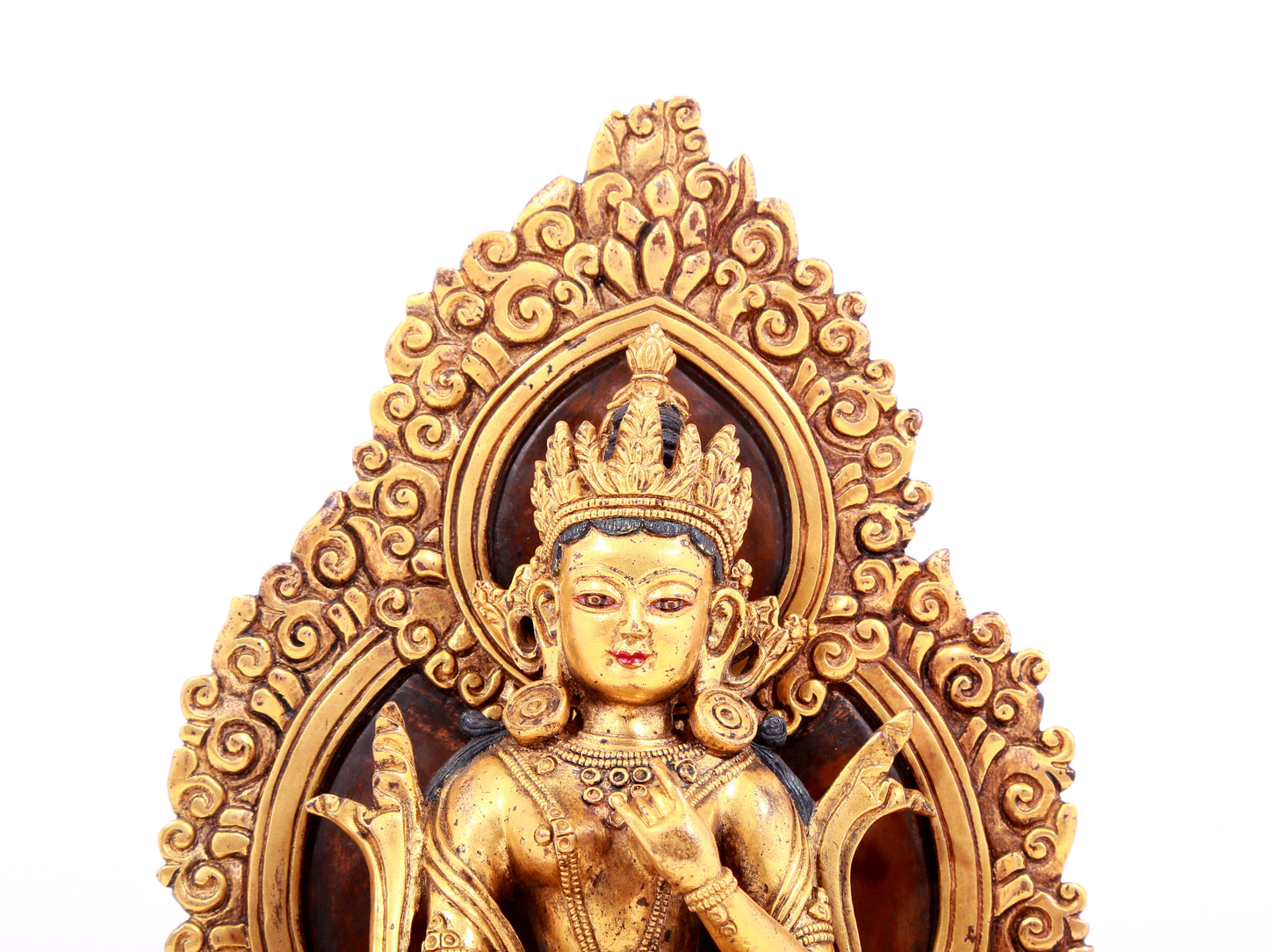 A solemn gilt bronze statue of Bodhisattva