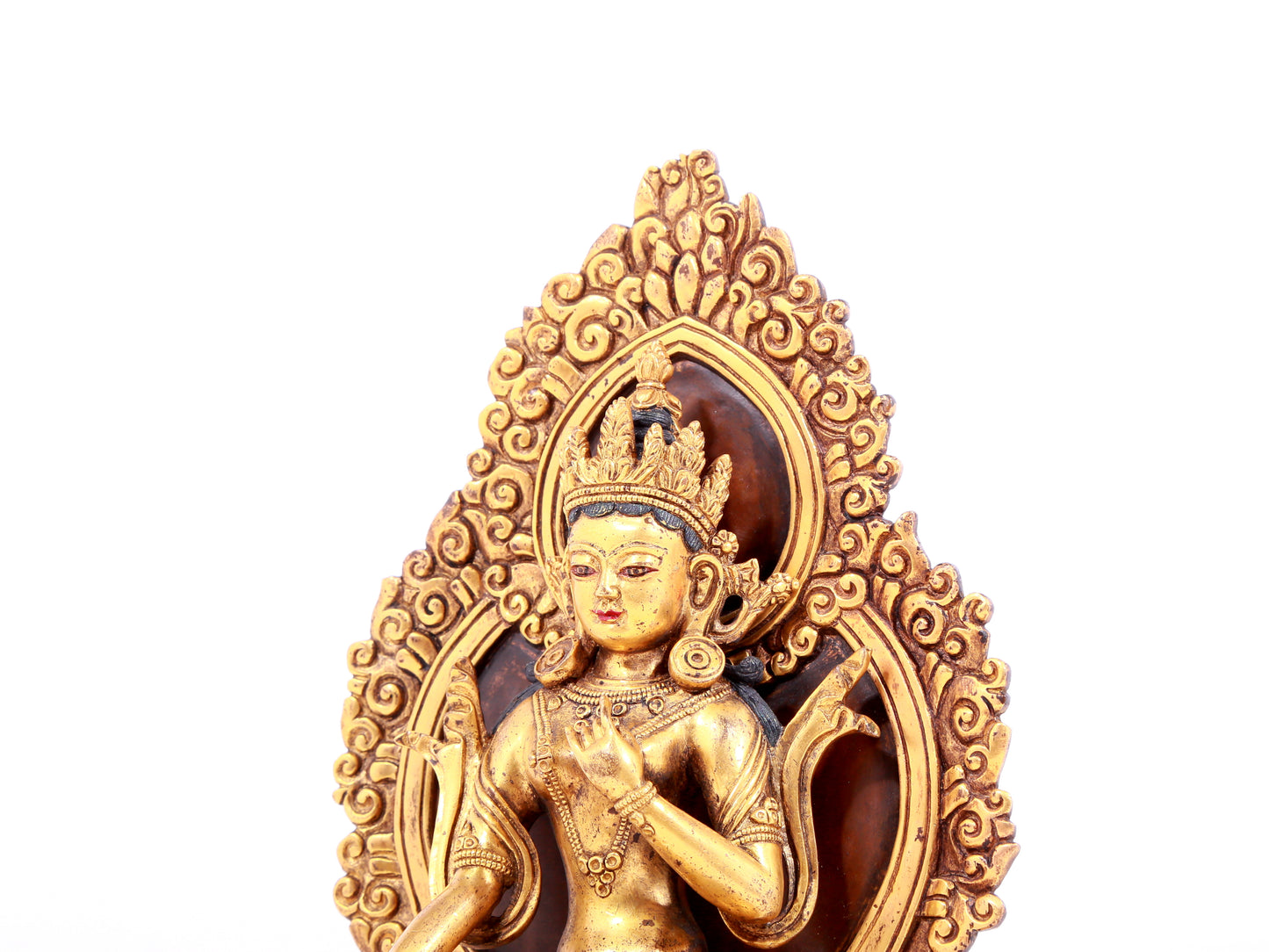 A solemn gilt bronze statue of Bodhisattva