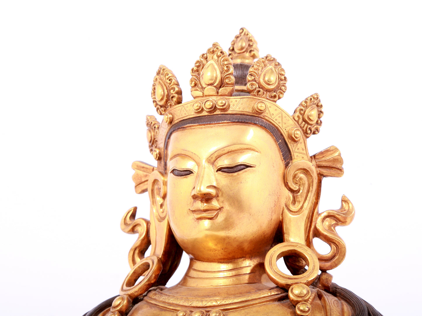 A solemn gilt bronze statue of Bodhisattva