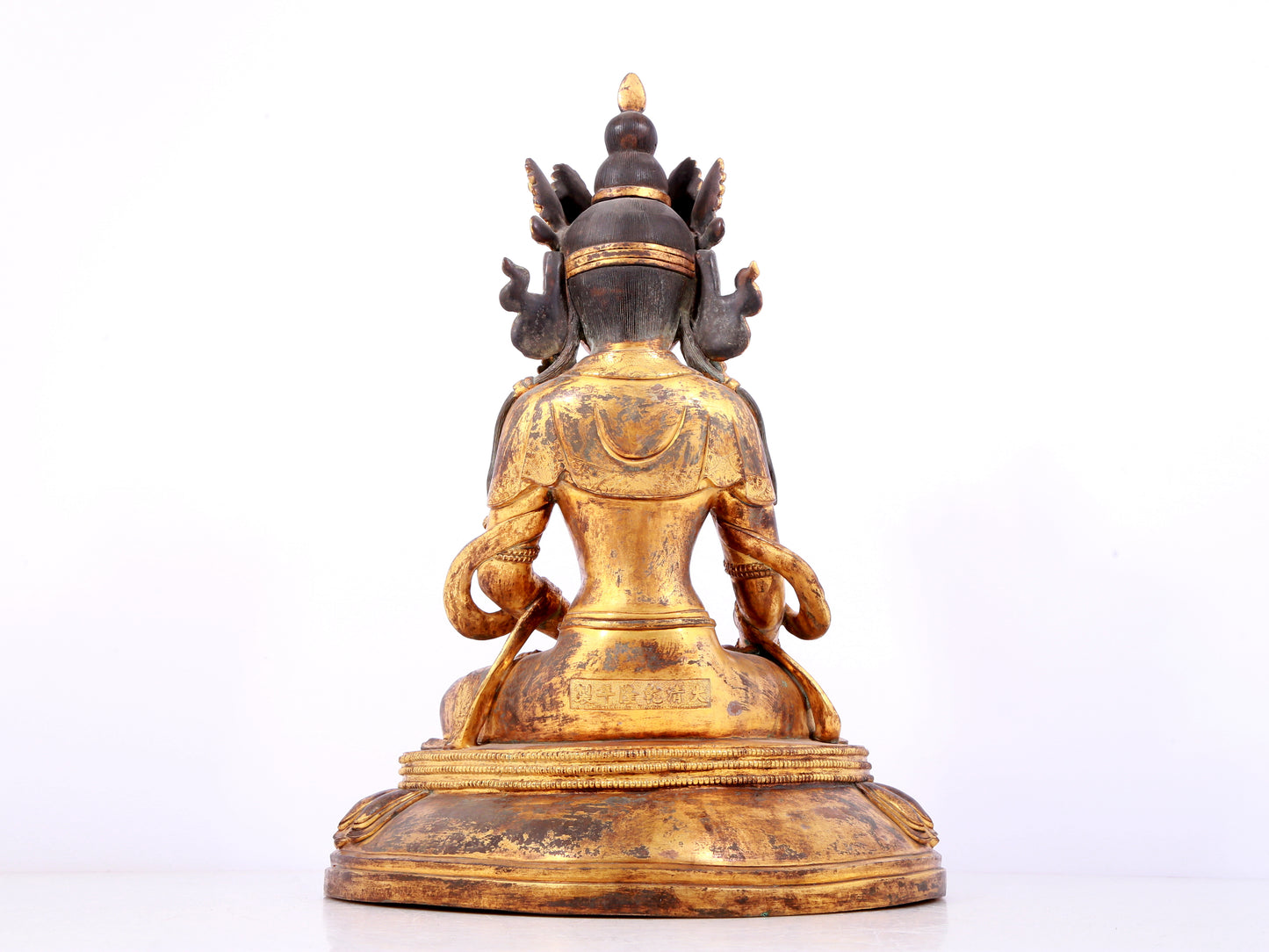 A solemn gilt bronze statue of Bodhisattva