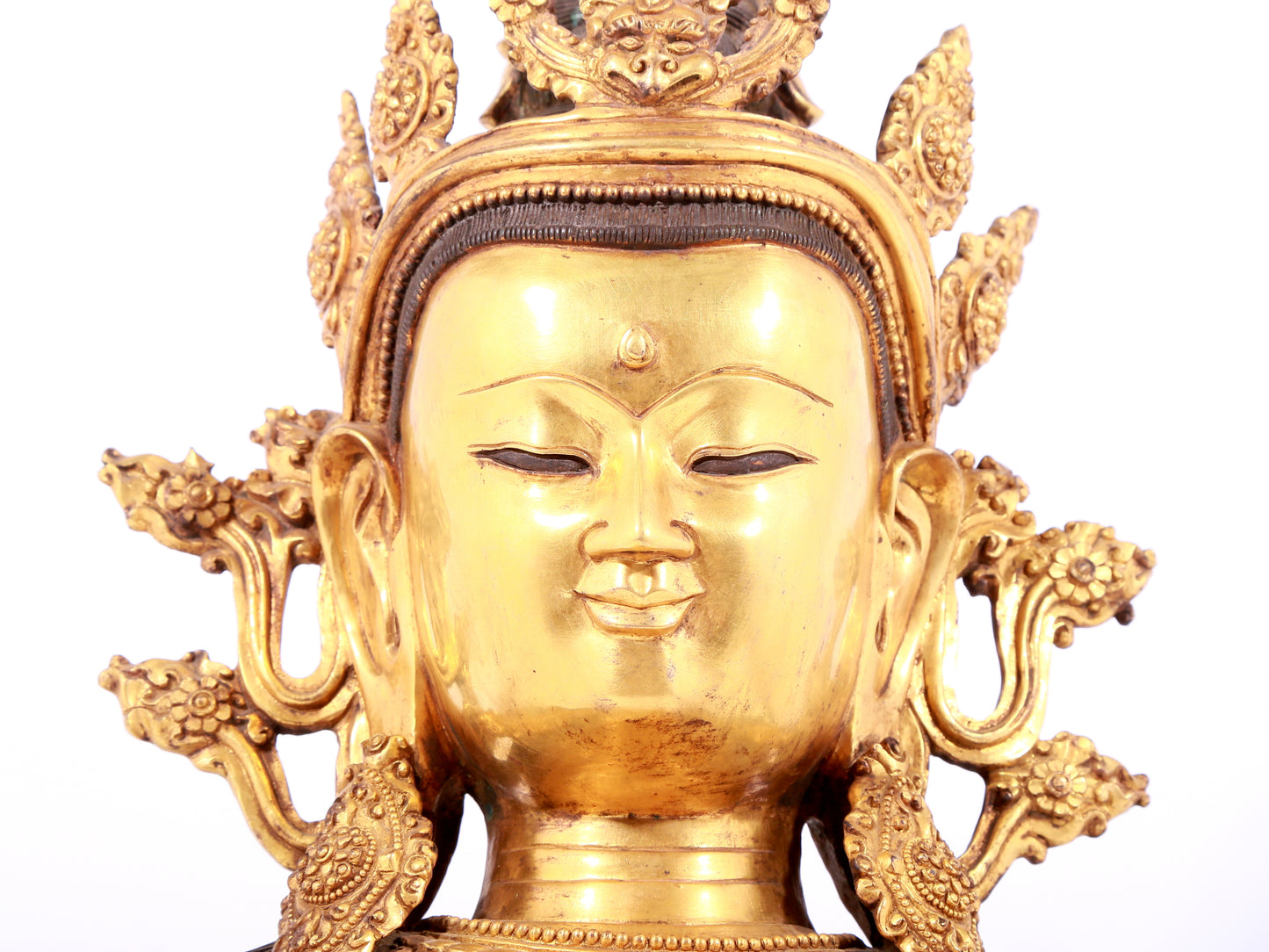 A solemn gilt bronze statue of Bodhisattva