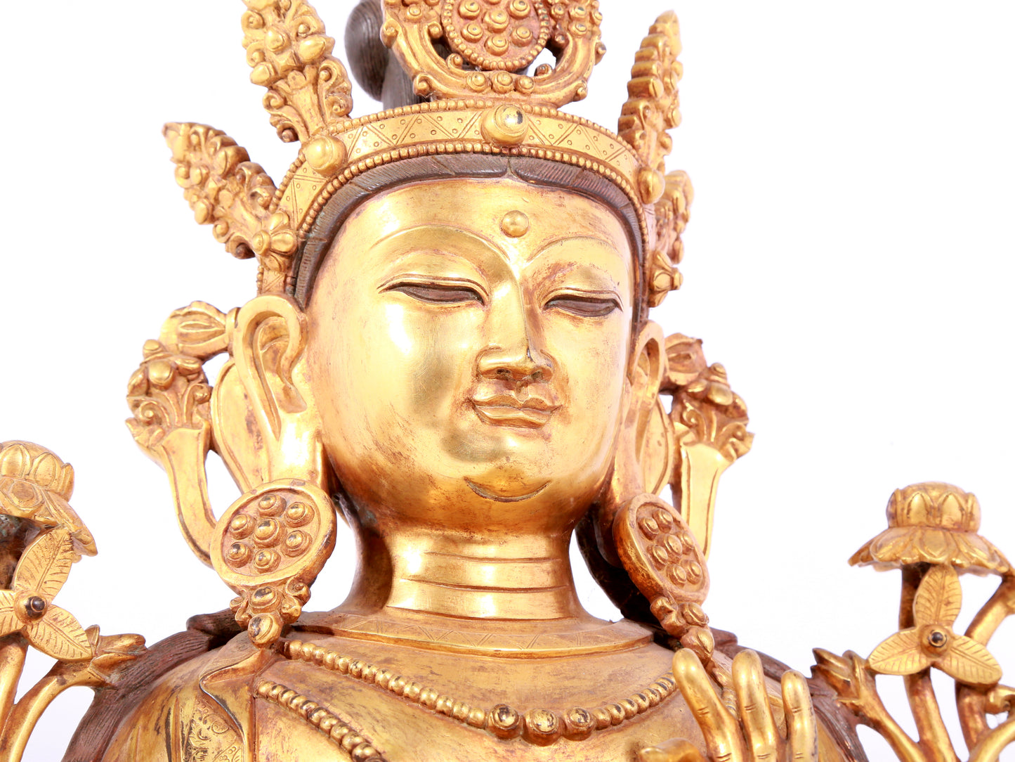 A solemn gilt bronze statue of Bodhisattva