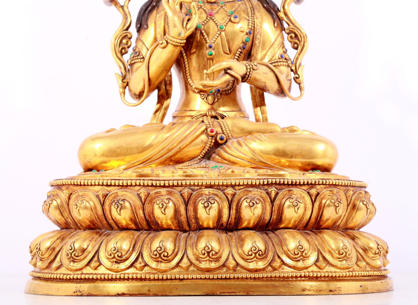 A solemn gilt bronze statue of Bodhisattva inlaid gems