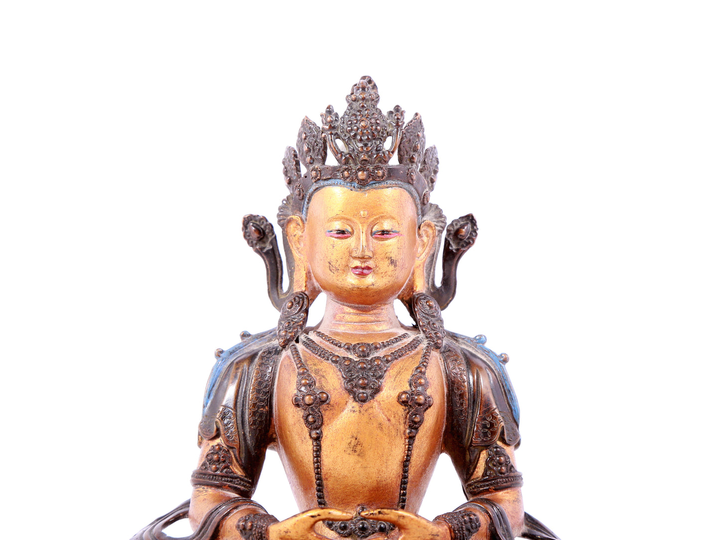 A solemn gilt bronze statue of Bodhisattva