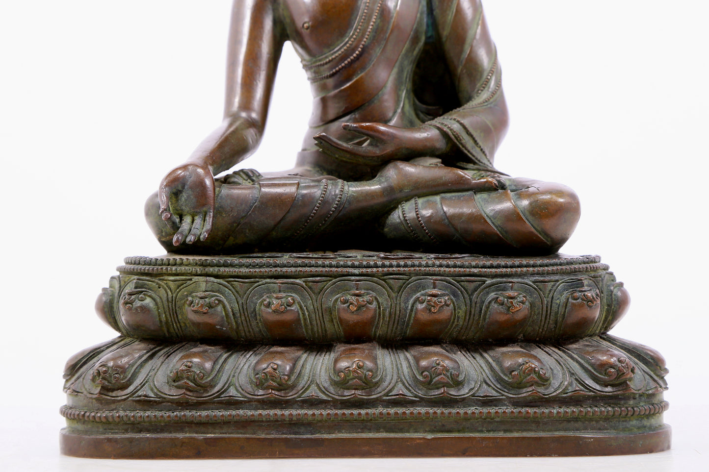 Brilliant Bronze Figure Of Buddha Shakyamuni