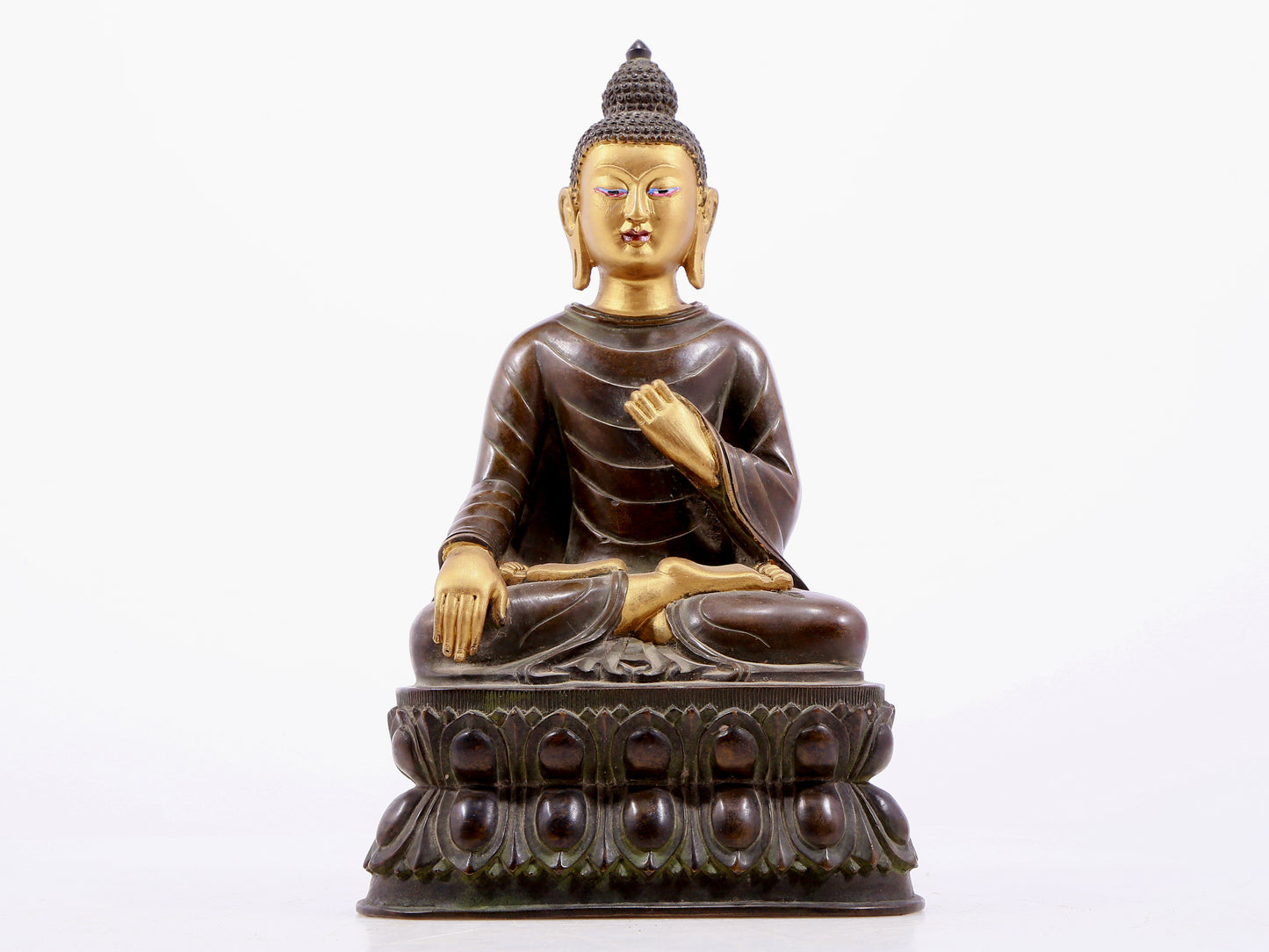 Brilliant Gilt-Bronze Figure Of Buddha Shakyamuni