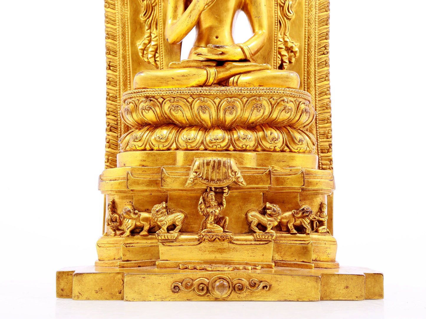 A gilt bronze statue of Bodhisattva