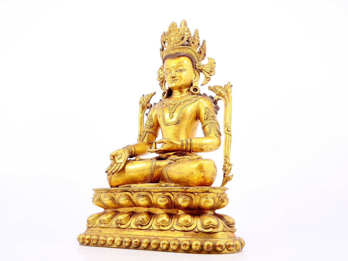 A gilt bronze statue of Bodhisattva