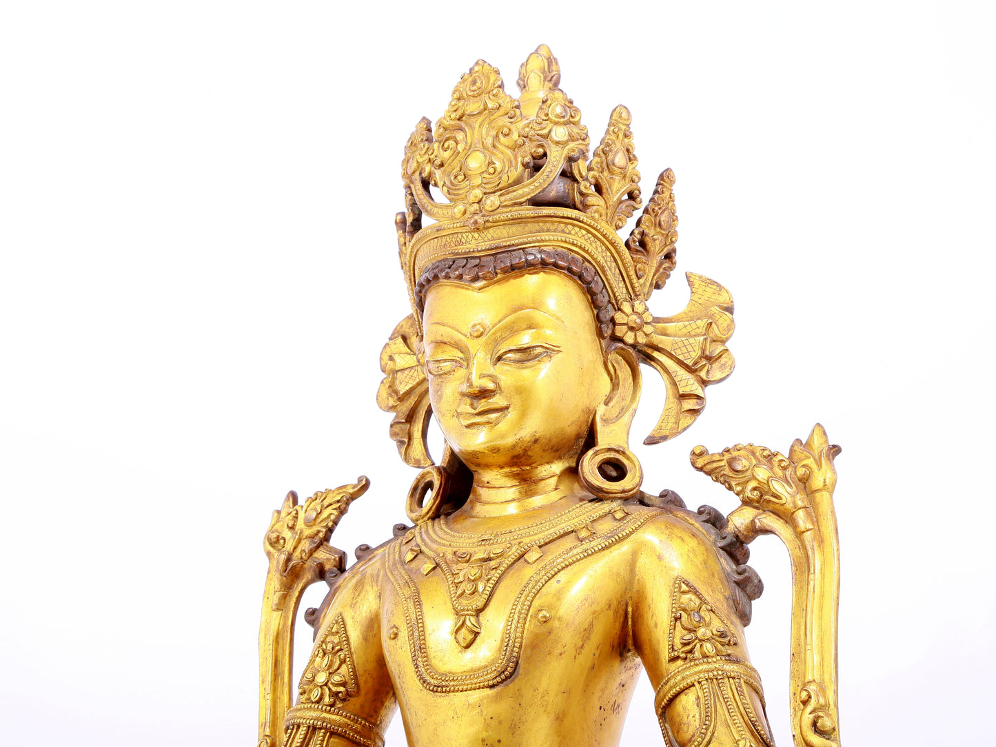 A gilt bronze statue of Bodhisattva