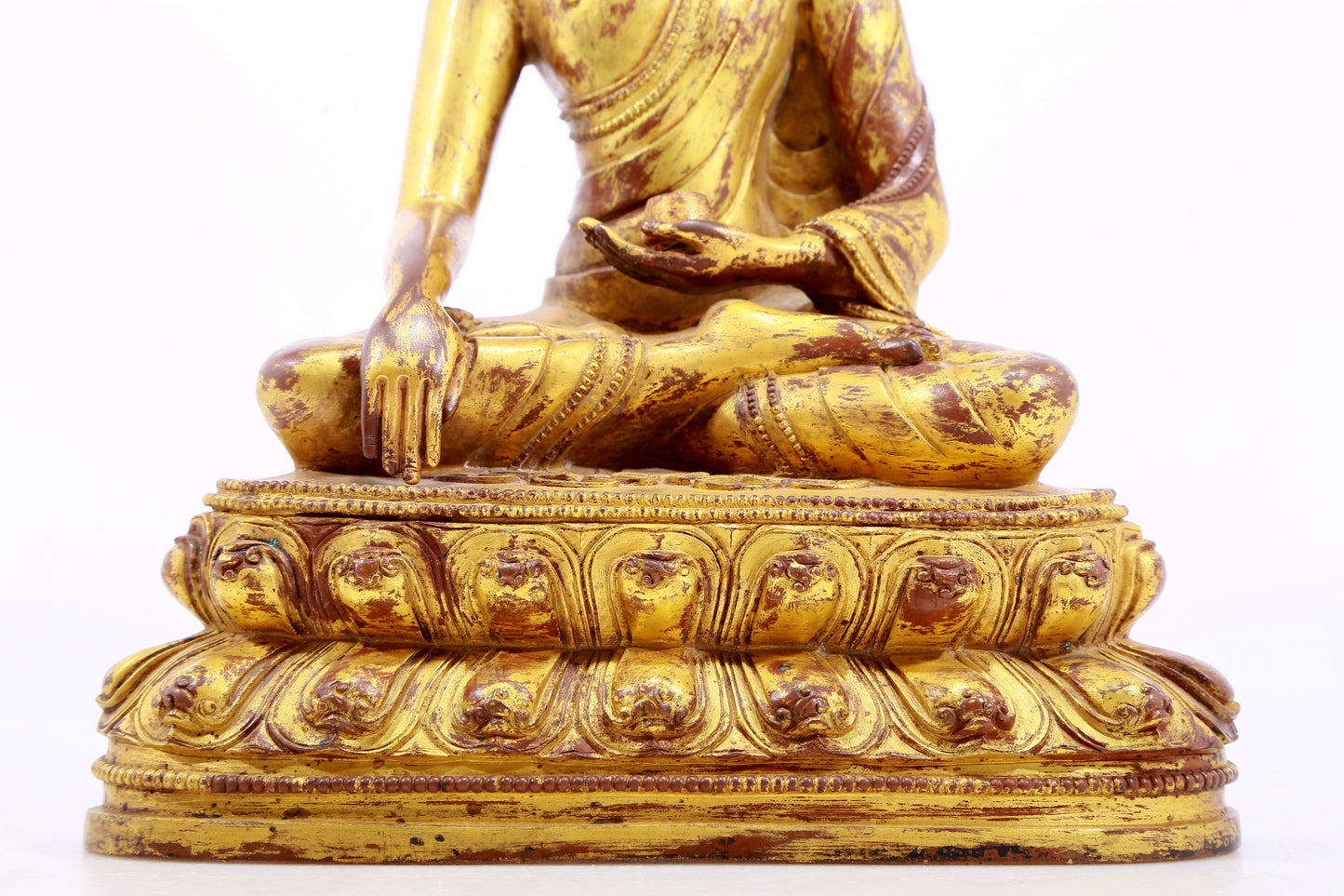 A Magnificent Gilt-Bronze Figure Of Buddha Shakyamuni