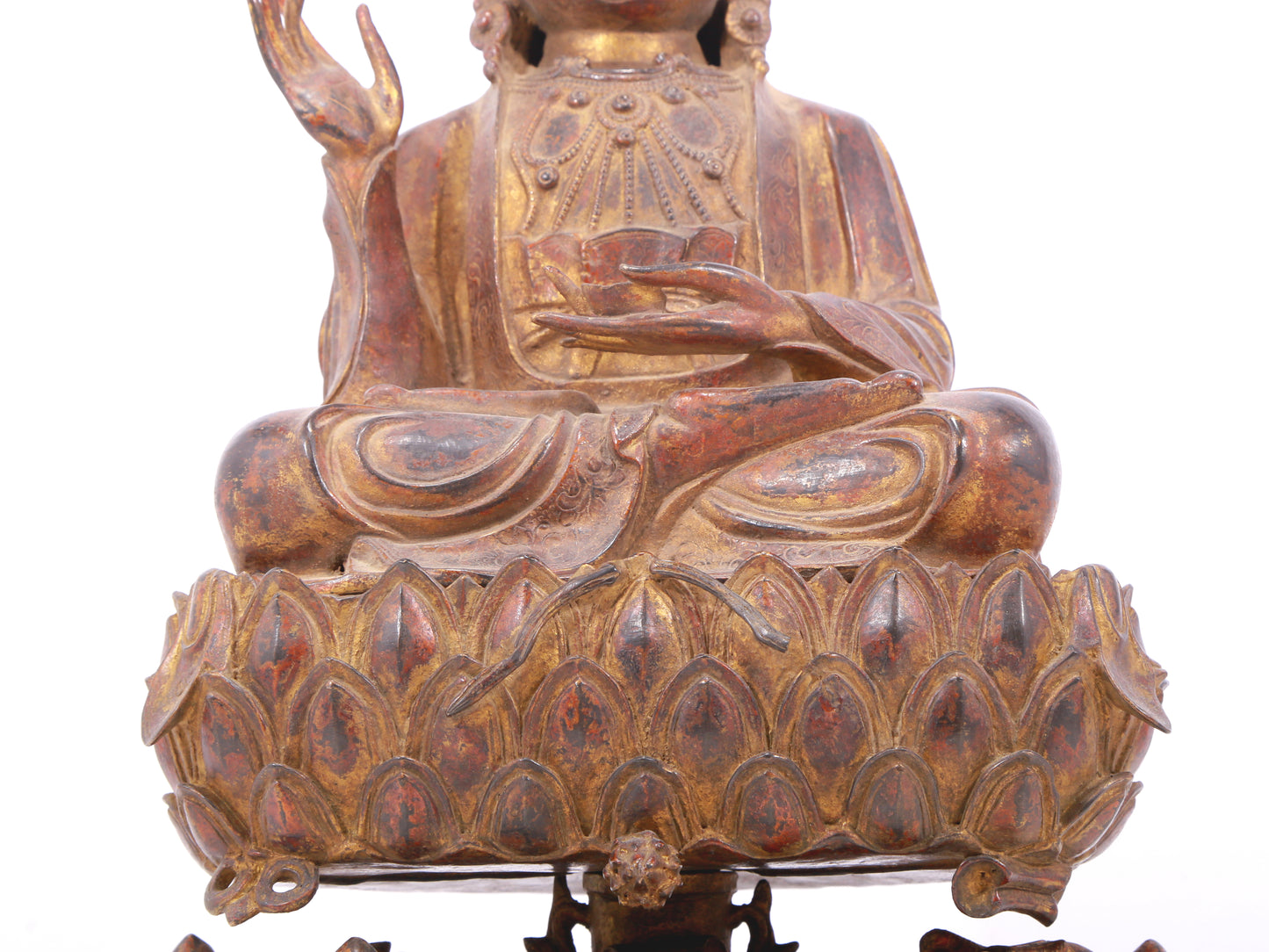 A serene gilt bronze Guanyin statue