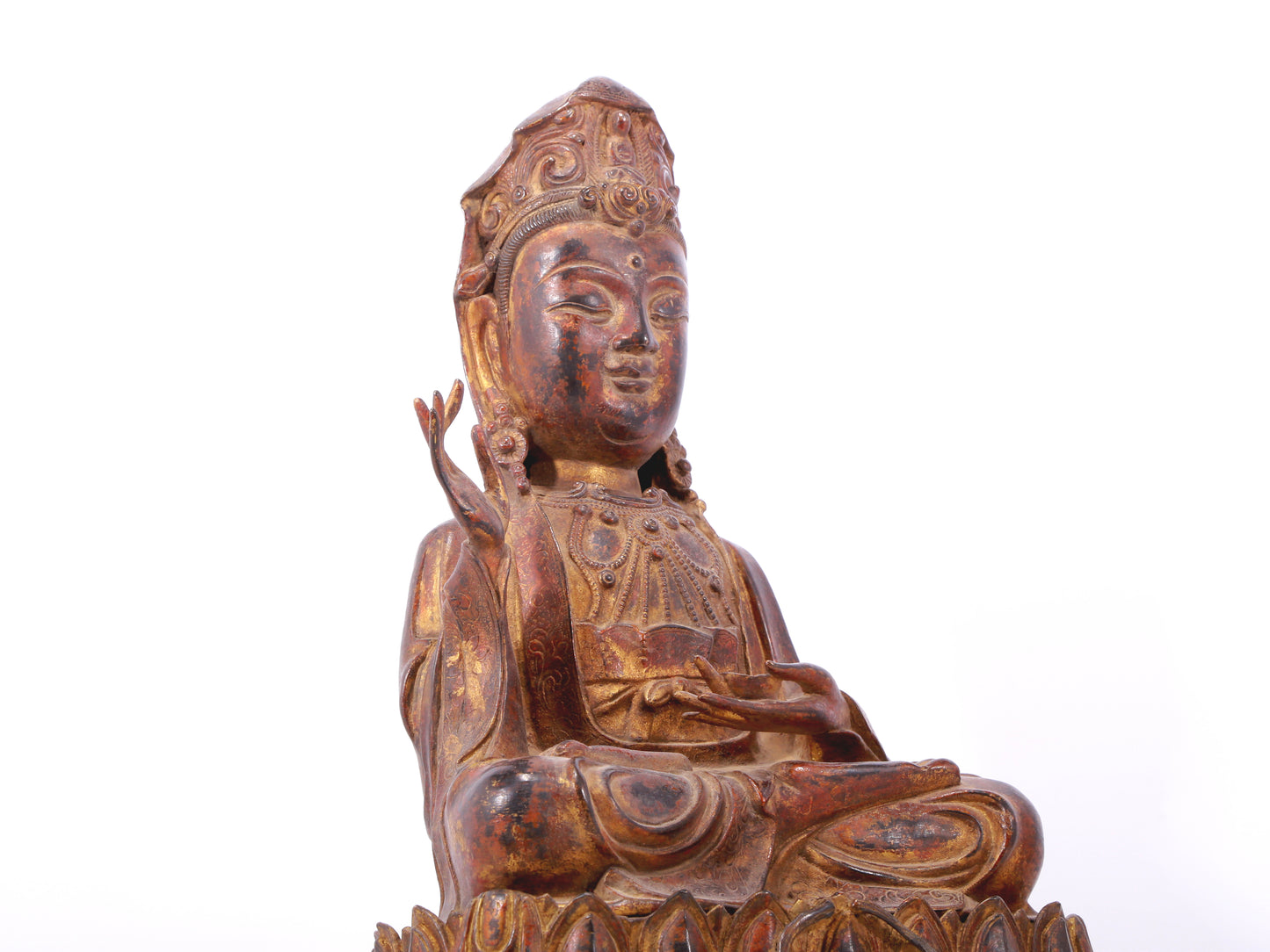 A serene gilt bronze Guanyin statue