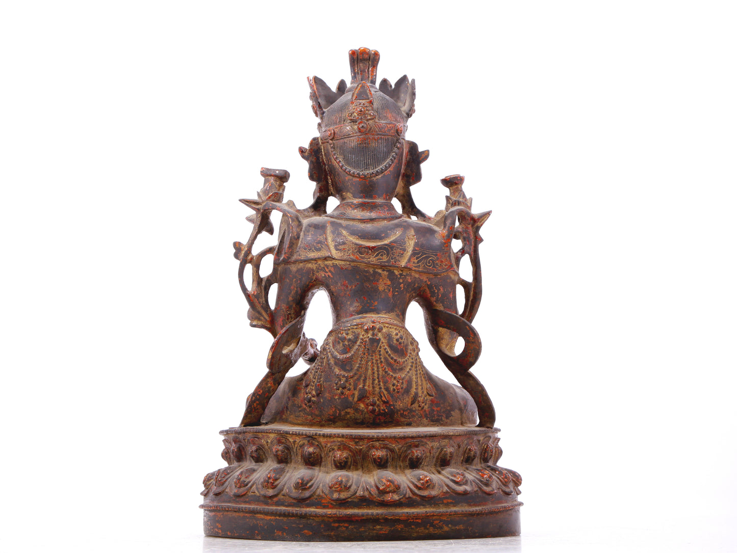 A serene gilt bronze Bodhisattva statue