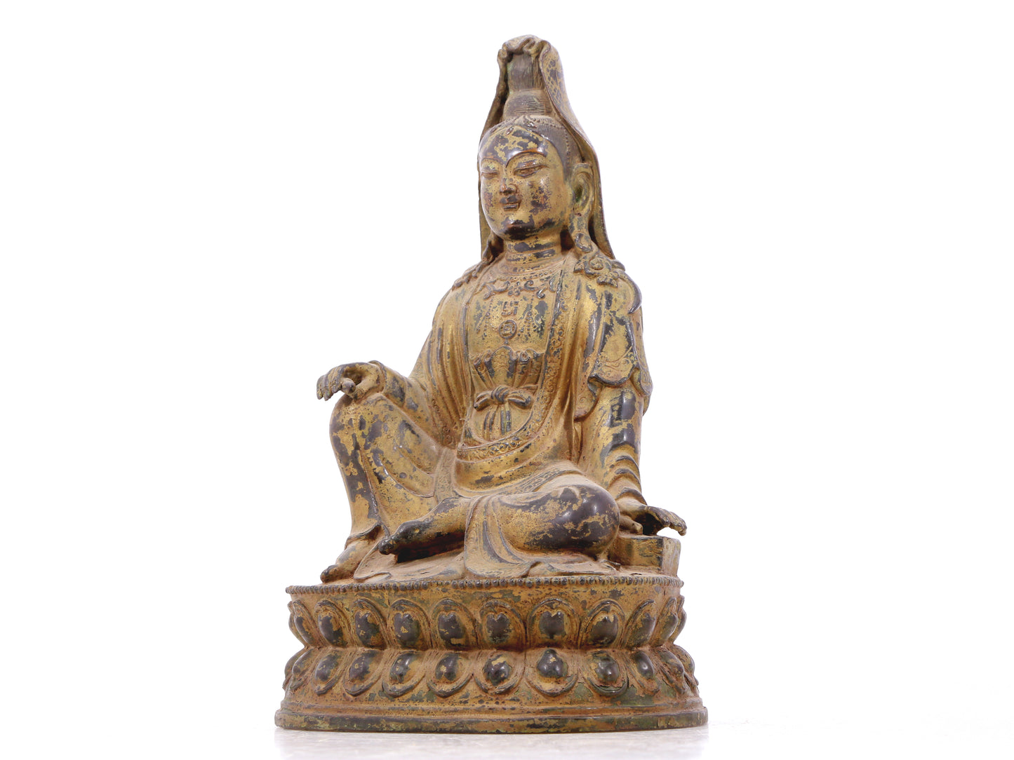 A serene gilt bronze Guanyin statue