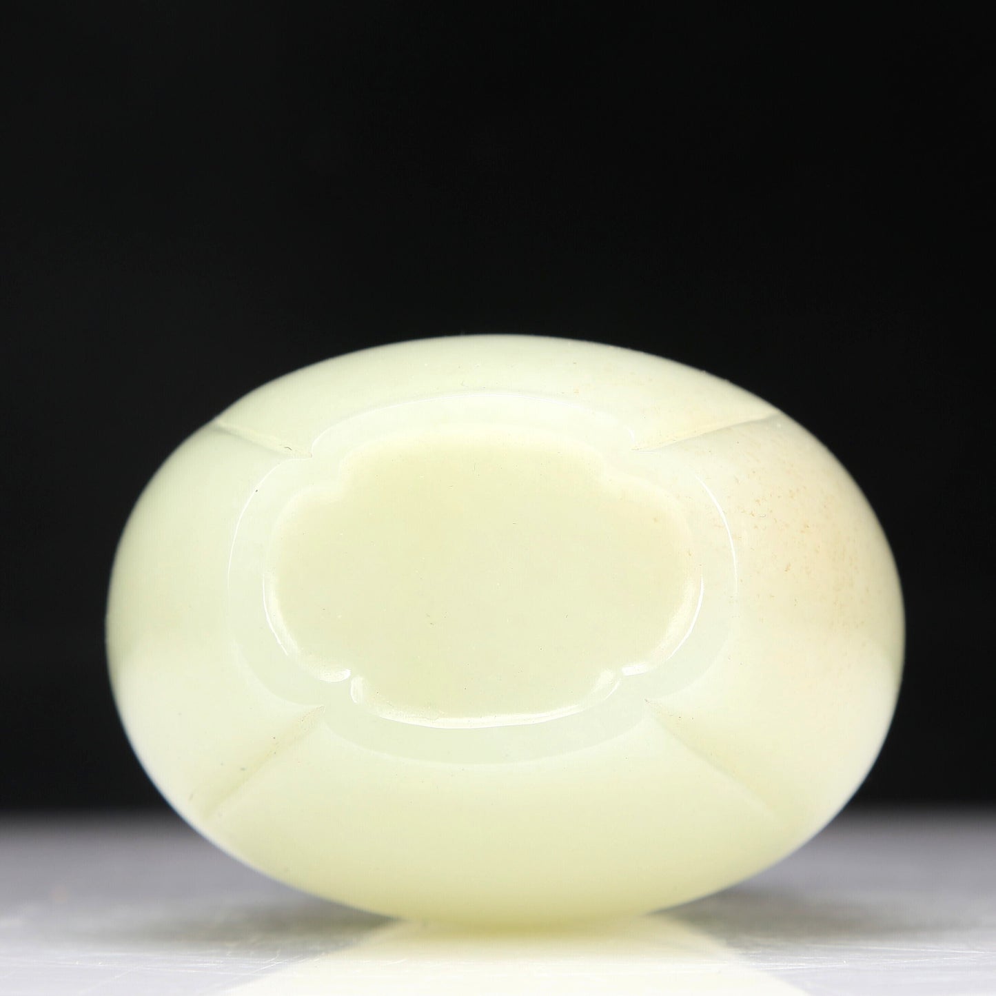 A Superb White Jade Gourd-Form Vase