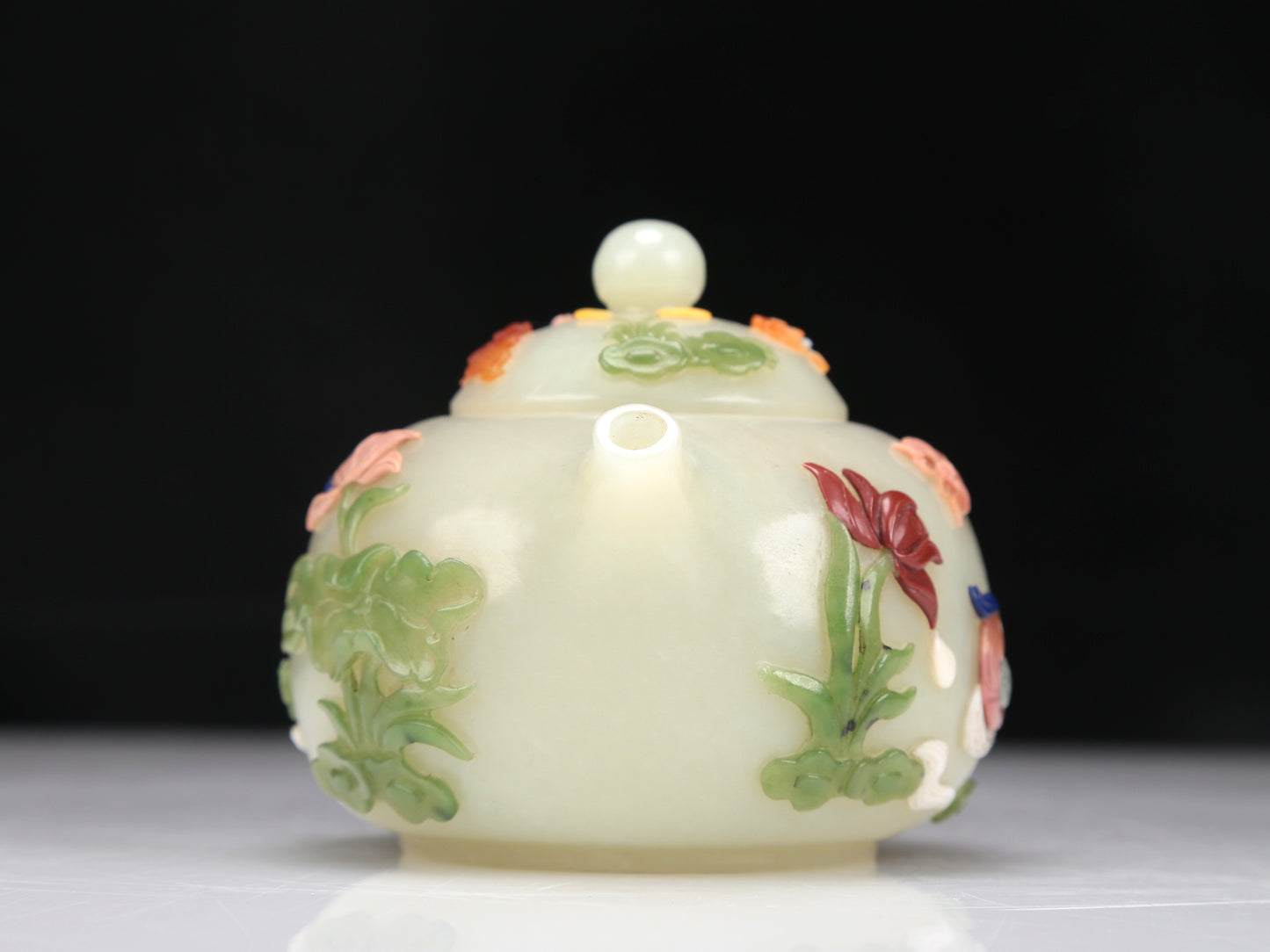 A Superb Imperial White Jade Gem-Inlaid 'Bird& Flower' Teapot