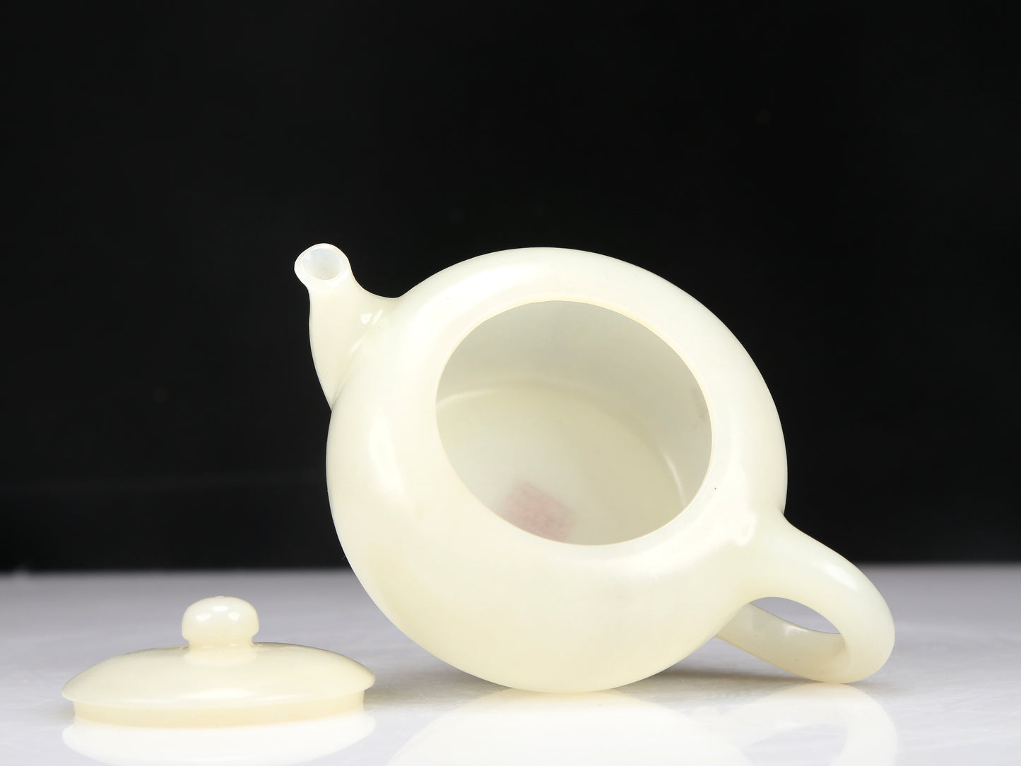 A Superb Imperial White Jade Teapot