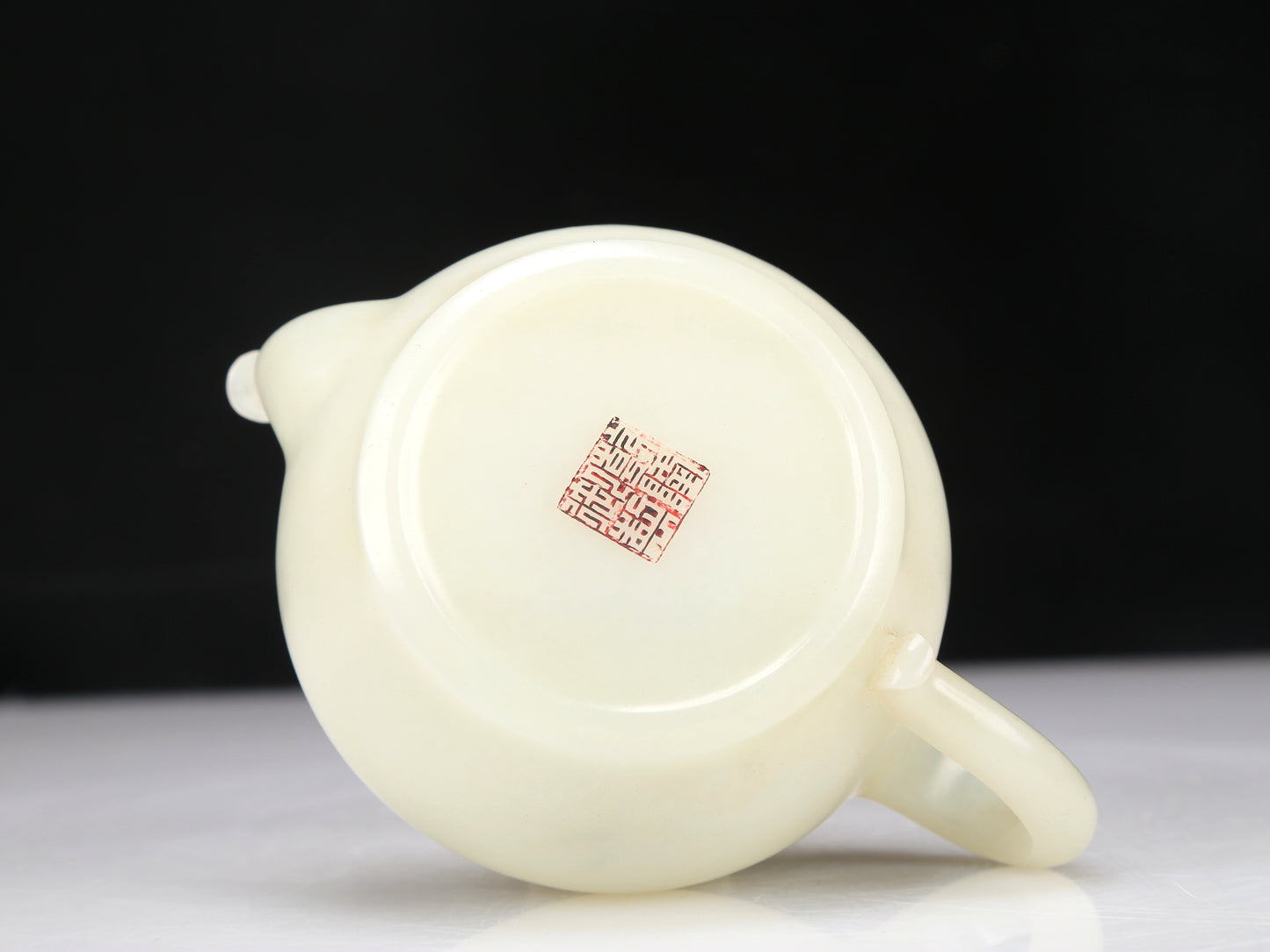 A Superb Imperial White Jade Teapot