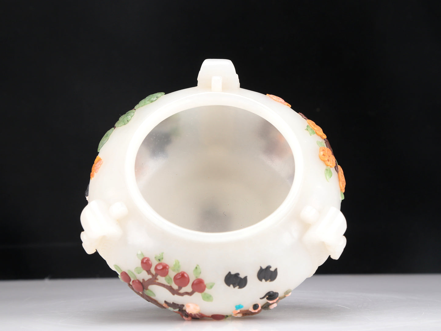 A Fabulous Imperial White Jade Gem-Inlaid 'Figure' Brushwasher