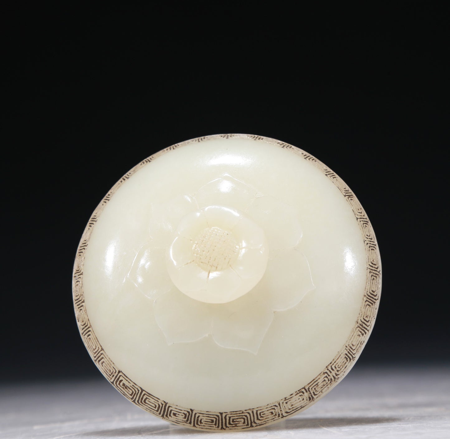 A Marvelous White Jade 'Lotus' Tripod Censer And Cover With Poem Inscriptions