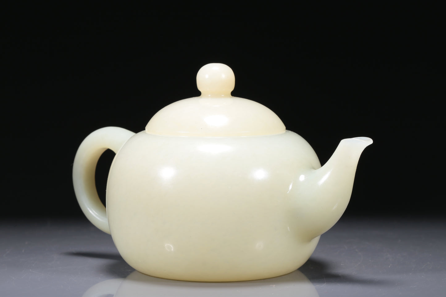 A Wonderful White Jade Teapot