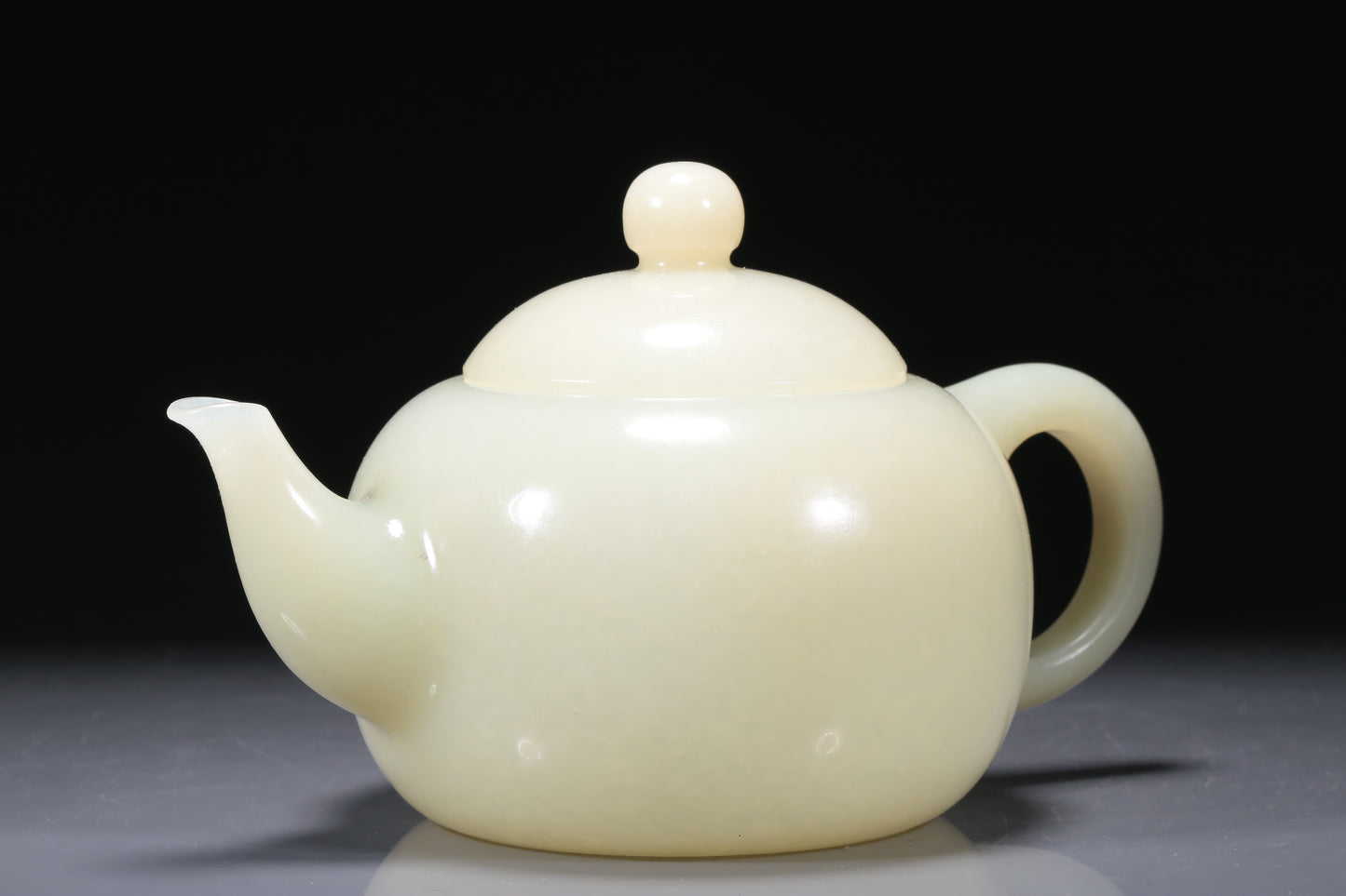 A Wonderful White Jade Teapot