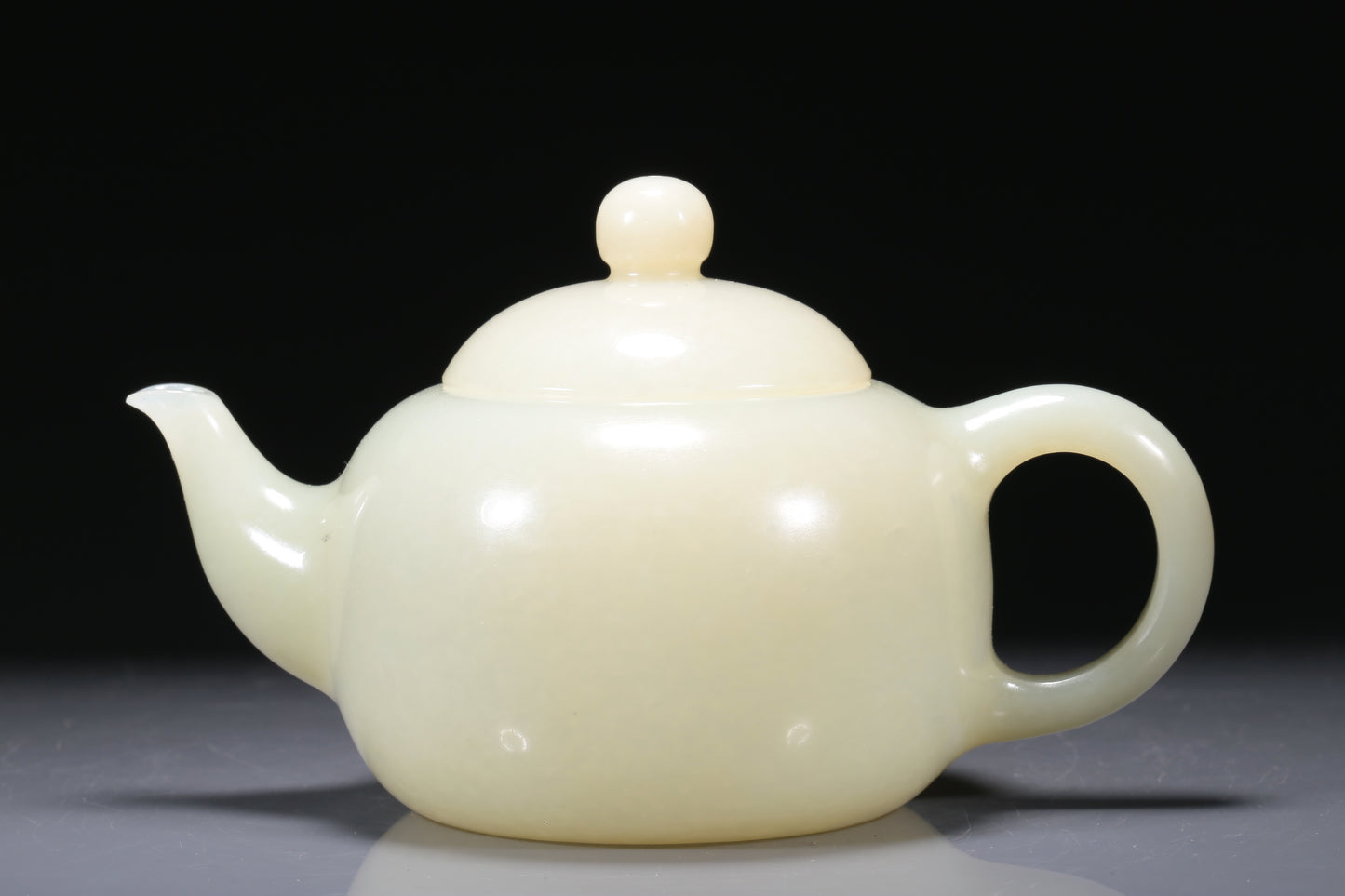 A Wonderful White Jade Teapot