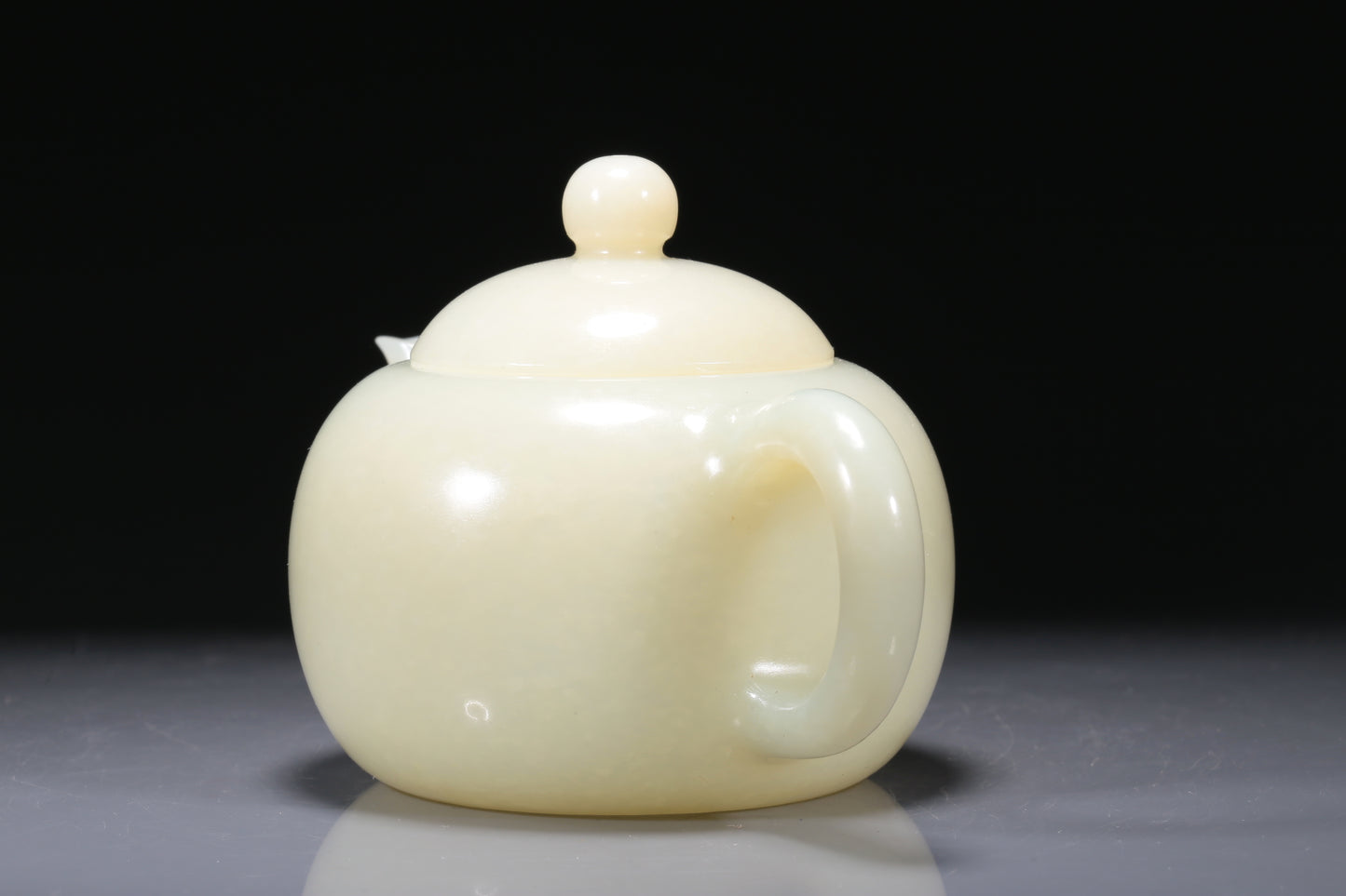 A Wonderful White Jade Teapot