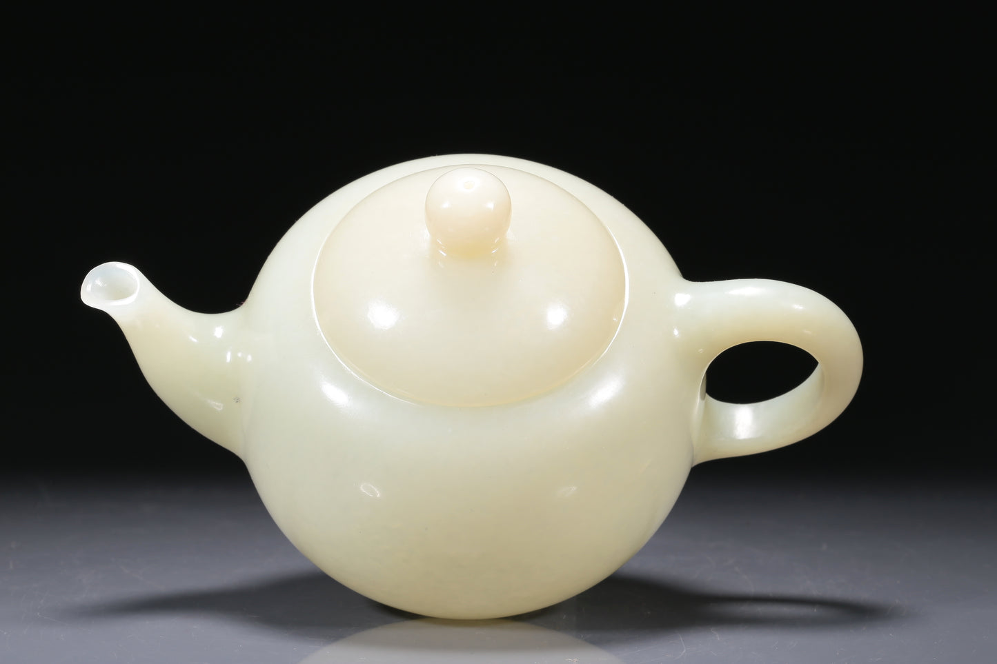 A Wonderful White Jade Teapot