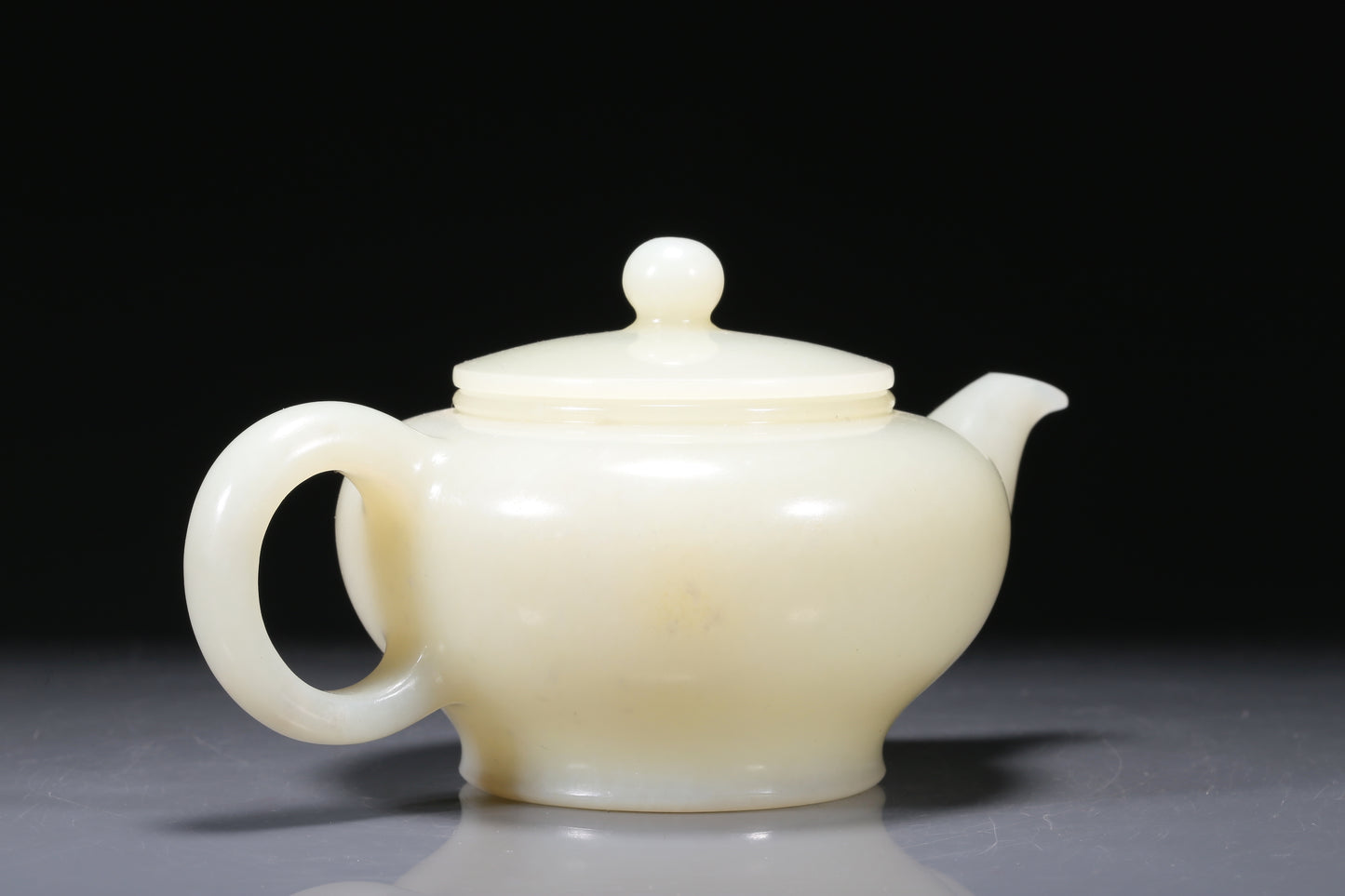 A Fabulous Imperial White Jade Teapot