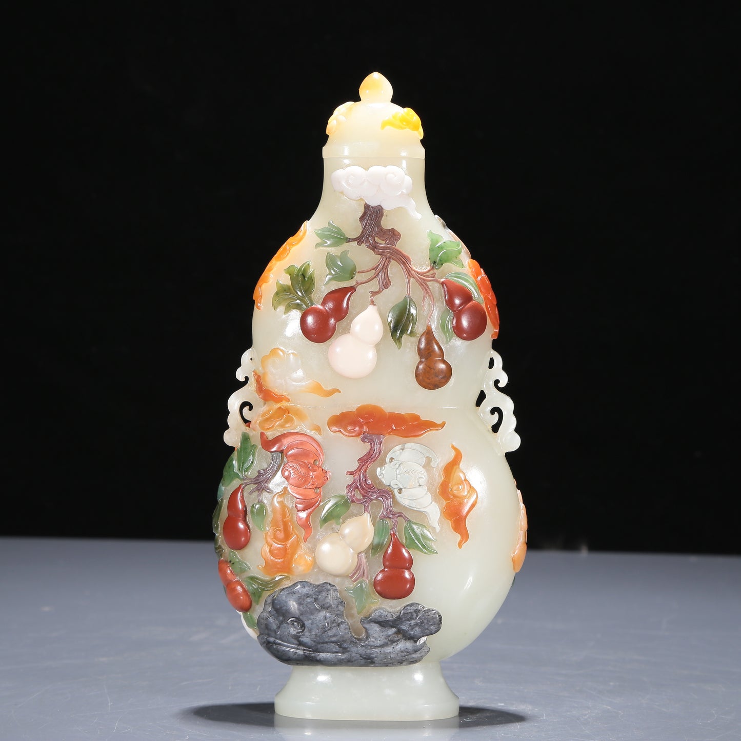 A Precious White Jade Gem-Inlaid 'Bat' Gourd-Form Vase