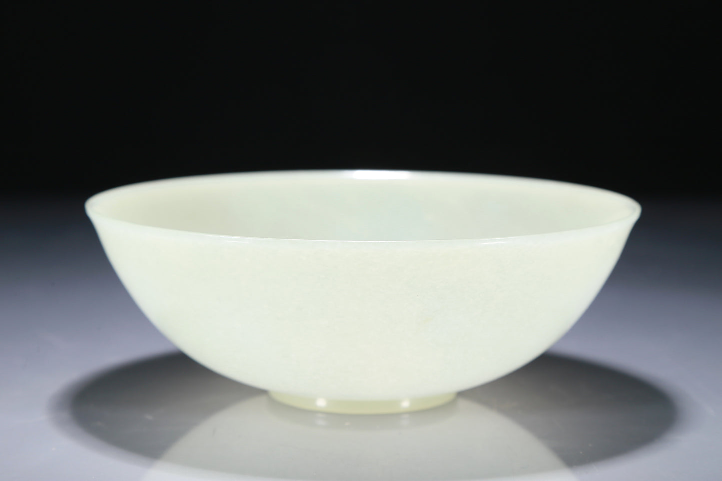 A Superb White Jade Bowl