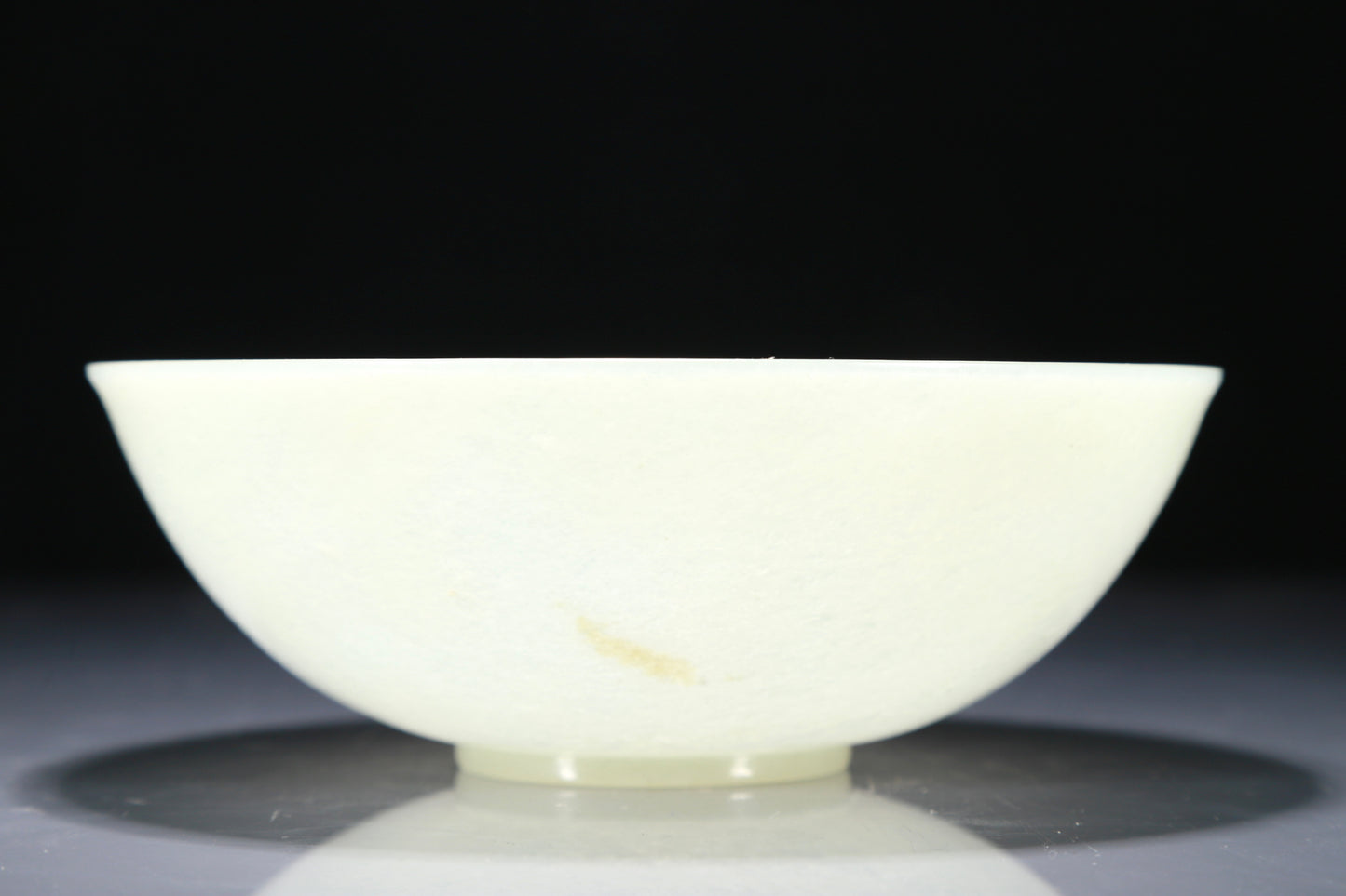 A Superb White Jade Bowl