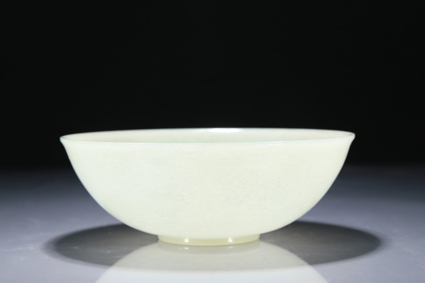 A Superb White Jade Bowl