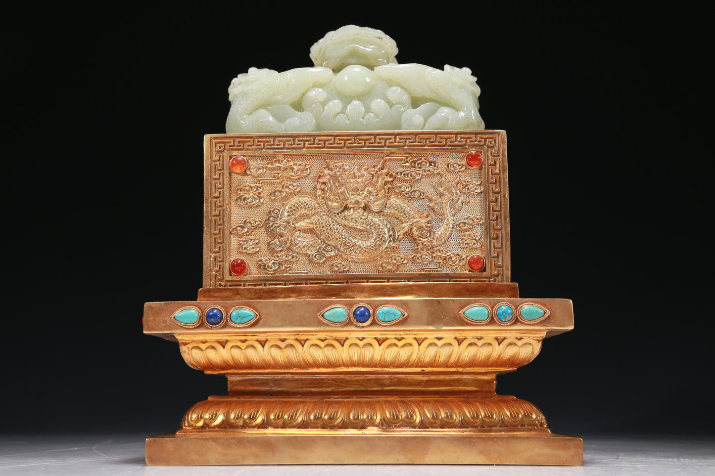 A Marvelous White Jade Gilt-Bronze-Mounted 'Dragon& Auspicious Cloud' Seal