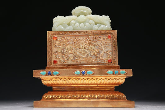 A Marvelous White Jade Gilt-Bronze-Mounted 'Dragon& Auspicious Cloud' Seal