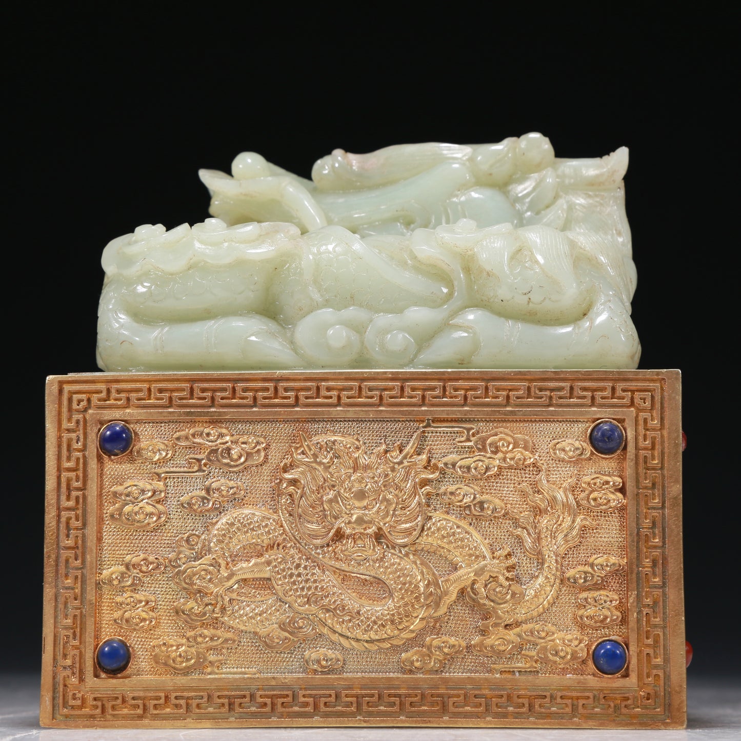 A Marvelous White Jade Gilt-Bronze-Mounted 'Dragon& Auspicious Cloud' Seal