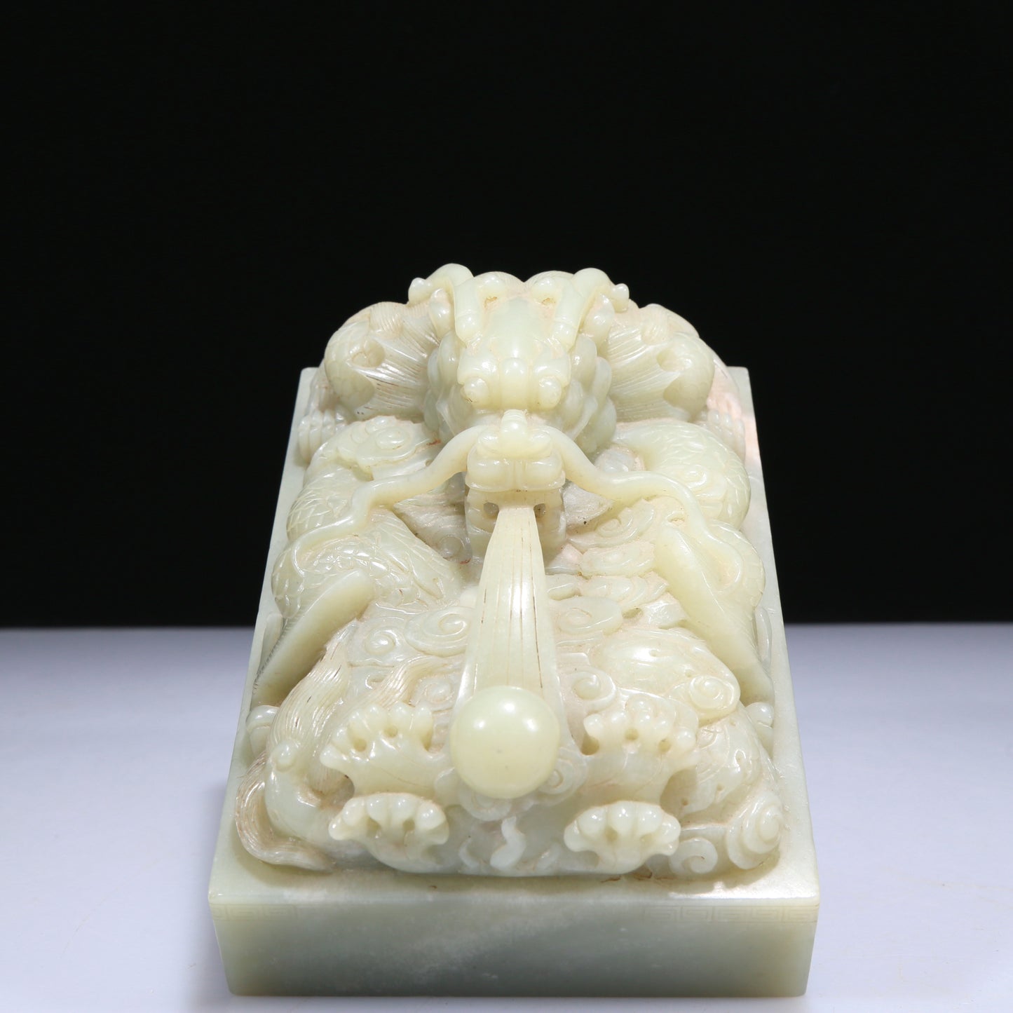 An Exquisite White Jade 'Dragon& Auspicious Cloud' Seal