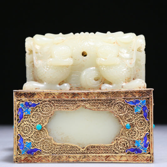 An Exquisite White Jade Gold-Mounted Blueing 'Dragon' Seal