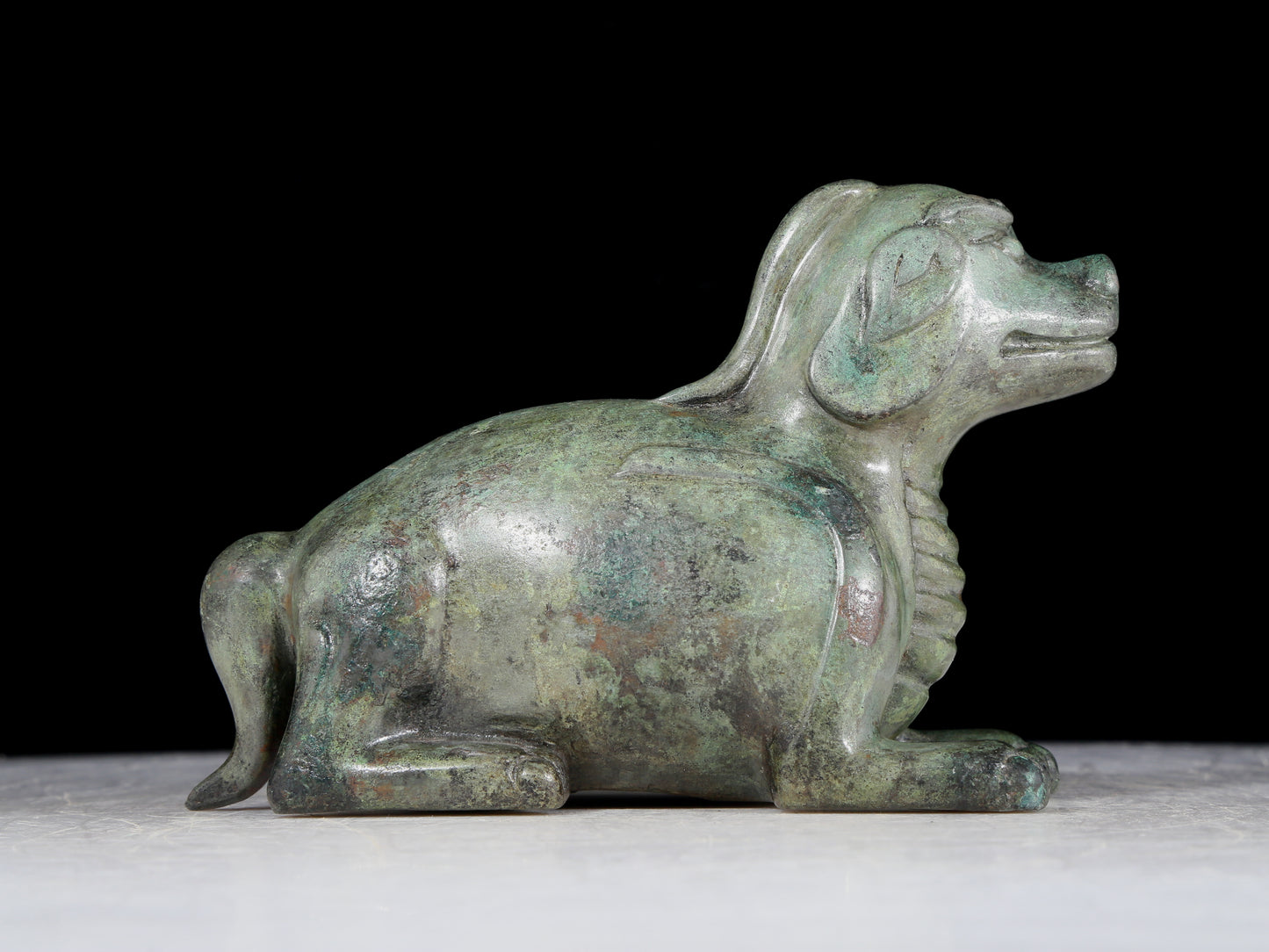 A precious bronze auspicious animal ornament