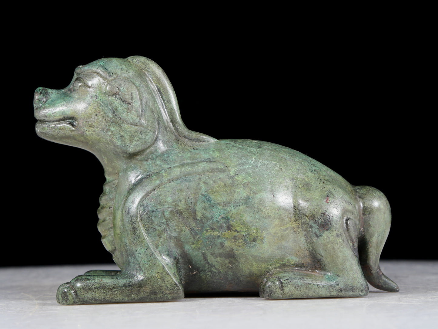 A precious bronze auspicious animal ornament