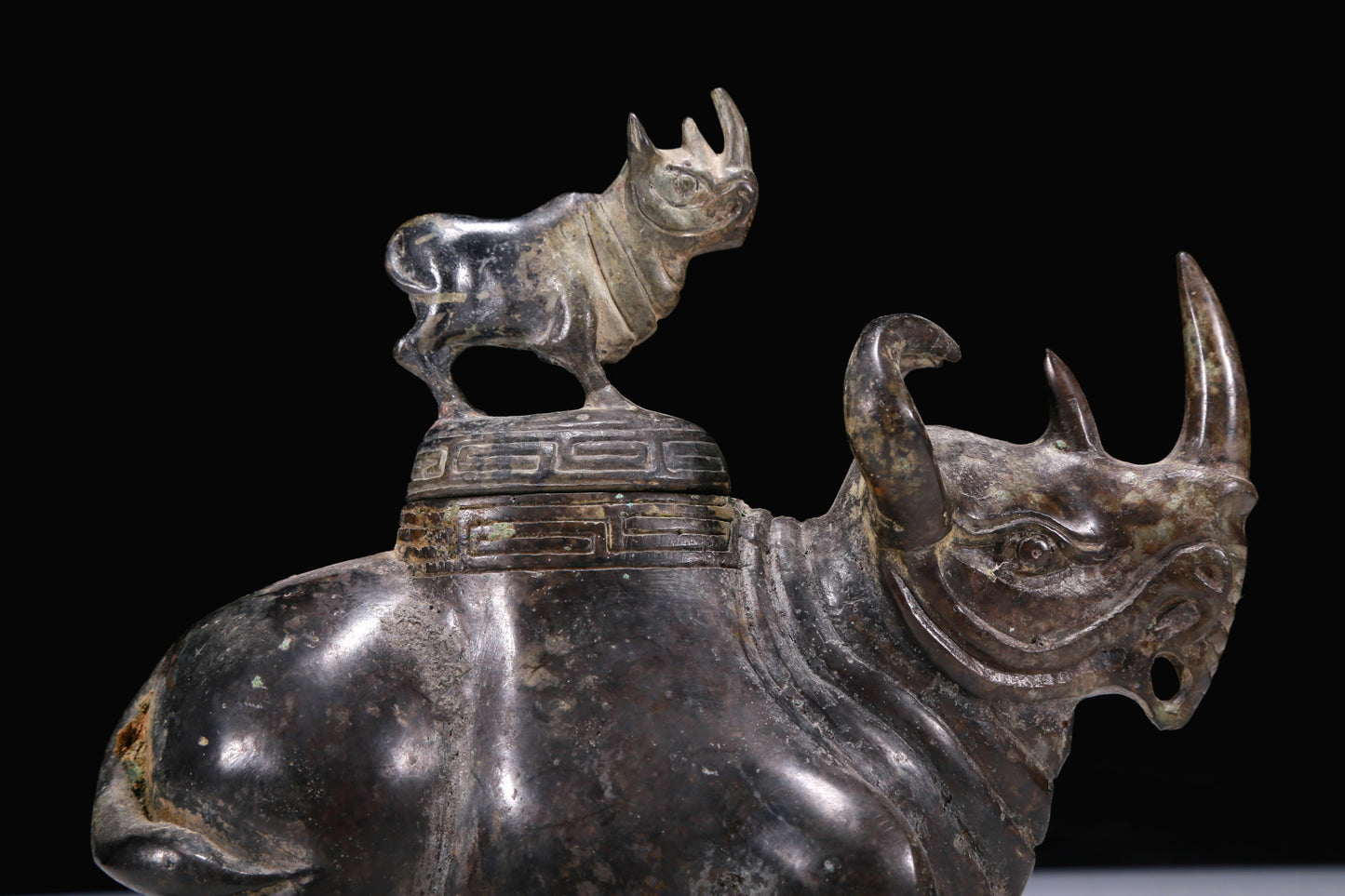 A Precious Bronze Rhinoceros-Form Jar